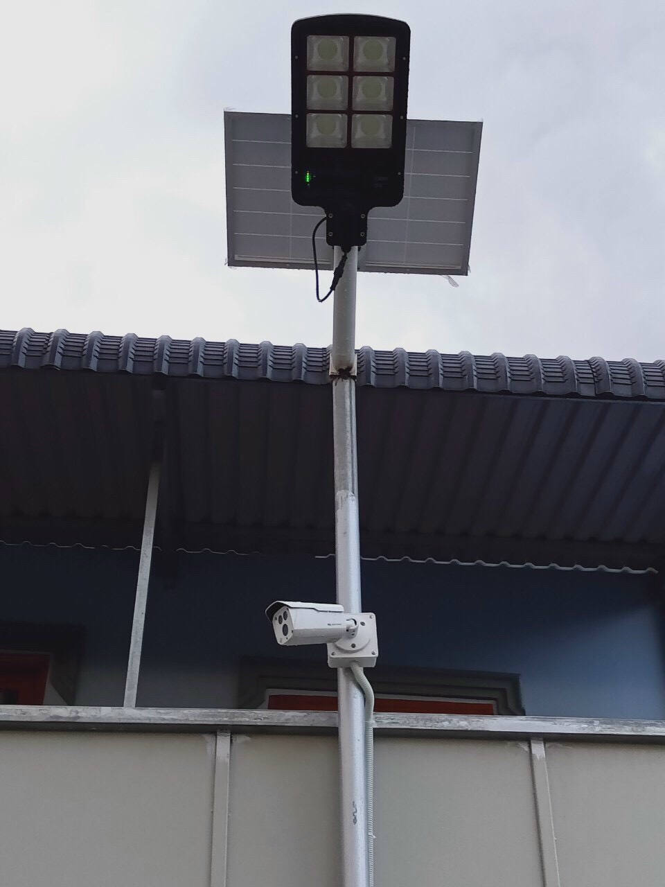 Hệ thống camera và đèn năng lượng mặt trời tại Khu công nghiệp Nam Tân Uyên